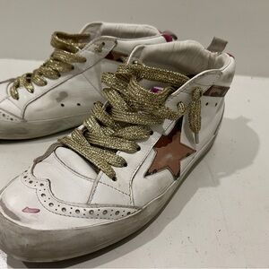 Amazing golden goose only worn four times bought on Rodeo Drive